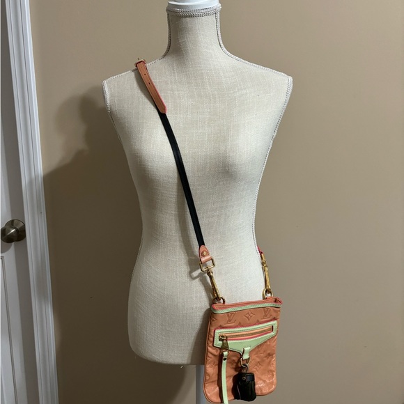 ❌SOLD❌ Louis Vuitton Monogram Underground Messenger - Picture 2 of 8